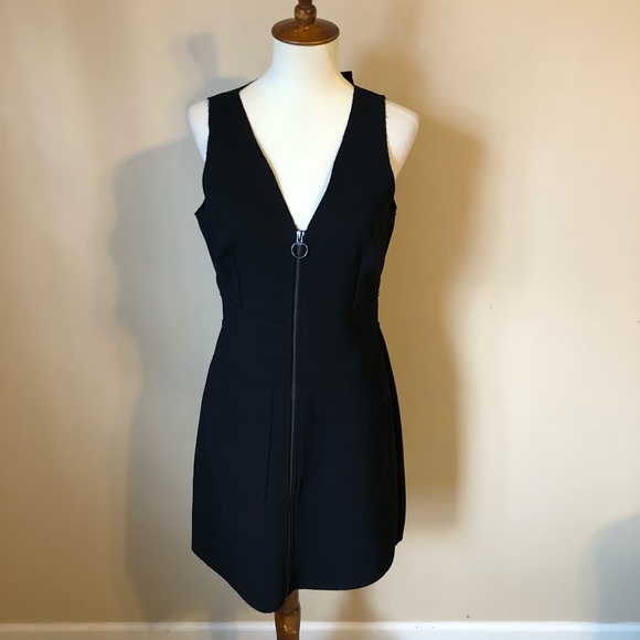 Topshop Dresses & Skirts - NWT TOPSHOP black dress size 6